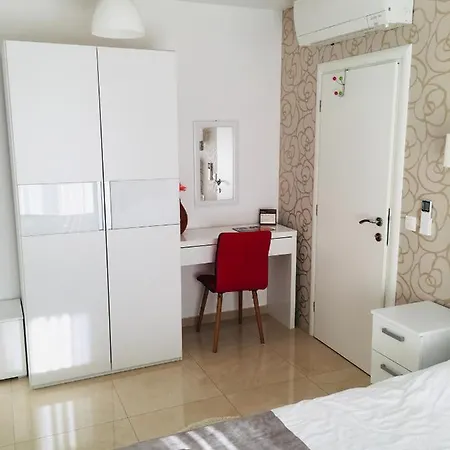 Apartment Luxury Arta-2 With Heated Pool And Jacuzzi