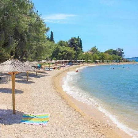 Luxury Arta-2 With Heated Pool And Jacuzzi Apartment