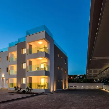 Luxury Arta-2 With Heated Pool And Jacuzzi Apartman Bibinje